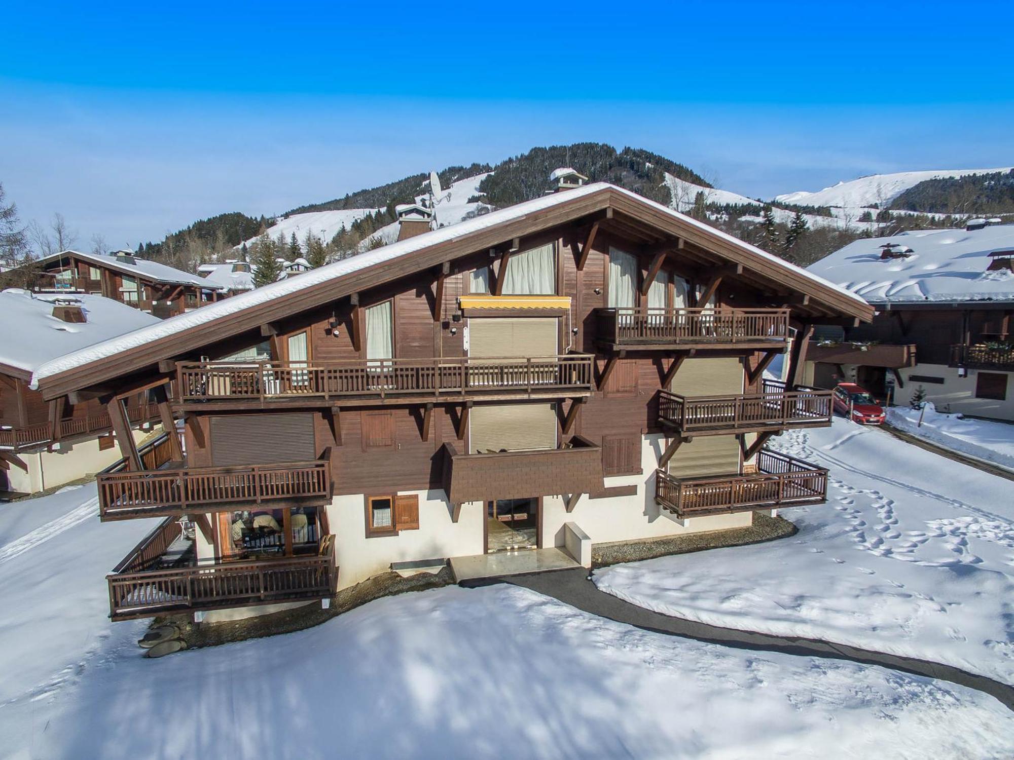 Studio 4 Pers - Balcon - Proximite Pistes Et Golf - Tv - Garage - Animaux Ok - Tennis En Ete - Fr-1-453-82 موجوف المظهر الخارجي الصورة